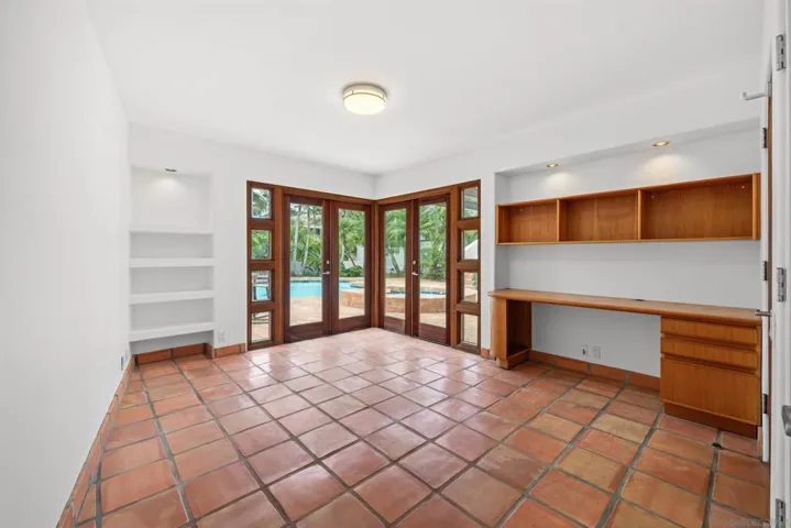 2320 Camino Del Collado, La Jolla, California 92037