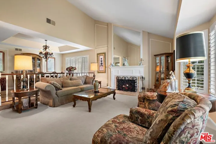 5700 Tenneyson Drive, Agoura Hills, California 91301