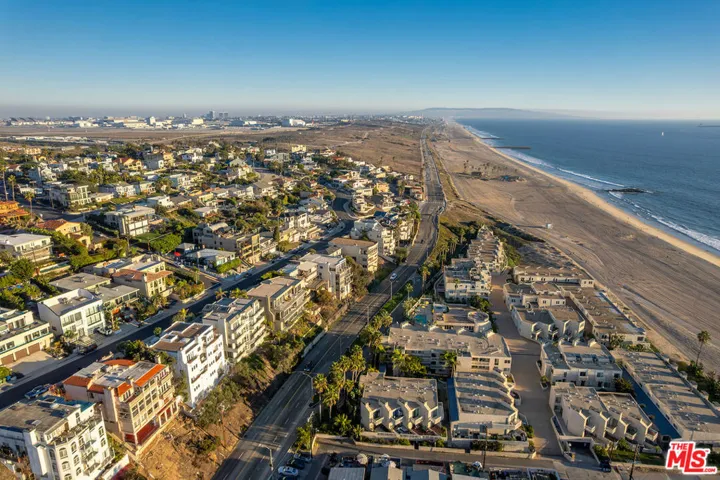 7047 Vista Del Mar Lane, Playa Del Rey, California 90293