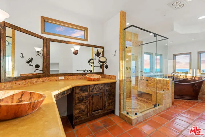 7047 Vista Del Mar Lane, Playa Del Rey, California 90293