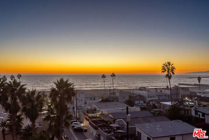 7047 Vista Del Mar Lane, Playa Del Rey, California 90293