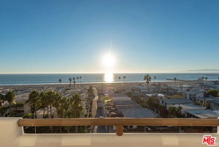 7047 Vista Del Mar Lane, Playa Del Rey, California 90293