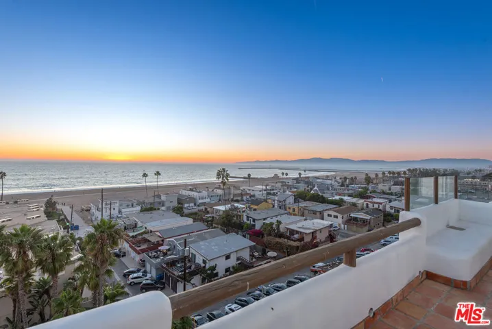 7047 Vista Del Mar Lane, Playa Del Rey, California 90293