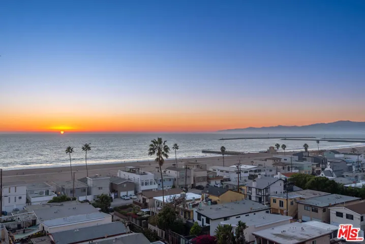 7047 Vista Del Mar Lane, Playa Del Rey, California 90293