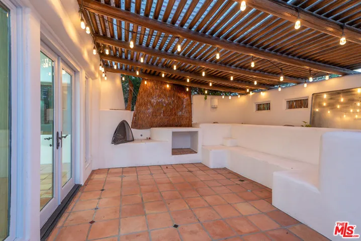 7047 Vista Del Mar Lane, Playa Del Rey, California 90293
