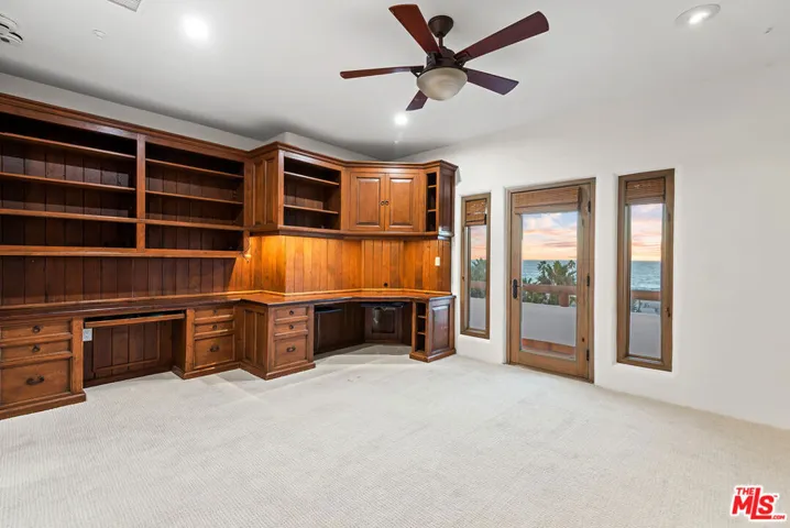 7047 Vista Del Mar Lane, Playa Del Rey, California 90293