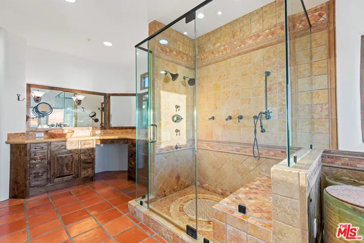 7047 Vista Del Mar Lane, Playa Del Rey, California 90293
