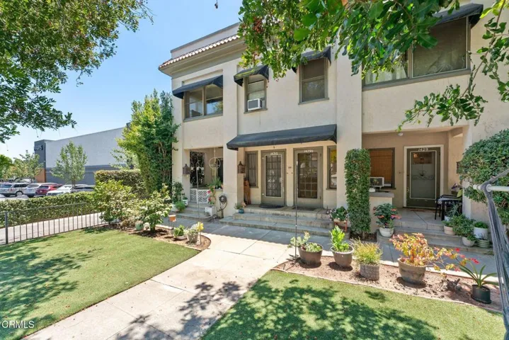 2-1296 Roanoke Rd-6