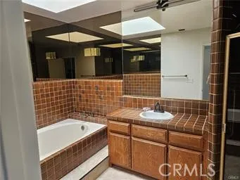 Upstairs Master 2 bathroom