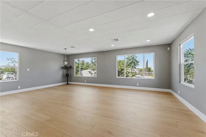 21133 Kinney, Perris, California 92570