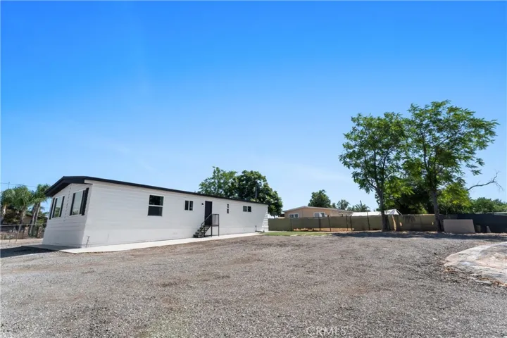 21133 Kinney, Perris, California 92570