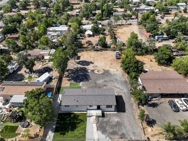 21133 Kinney, Perris, California 92570