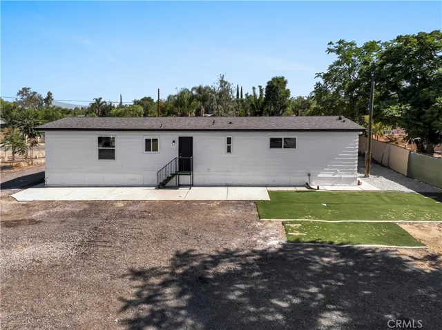 21133 Kinney, Perris, California 92570