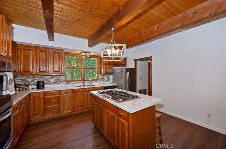 30228 Elfin Court, Running Springs, California 92382