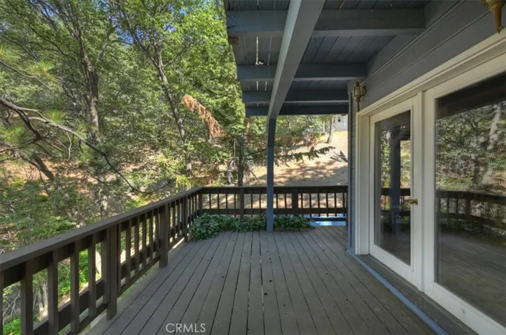 30228 Elfin Court, Running Springs, California 92382