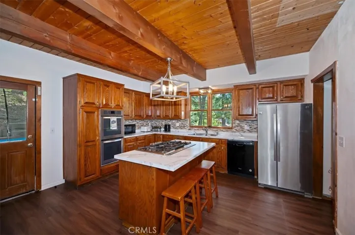 30228 Elfin Court, Running Springs, California 92382