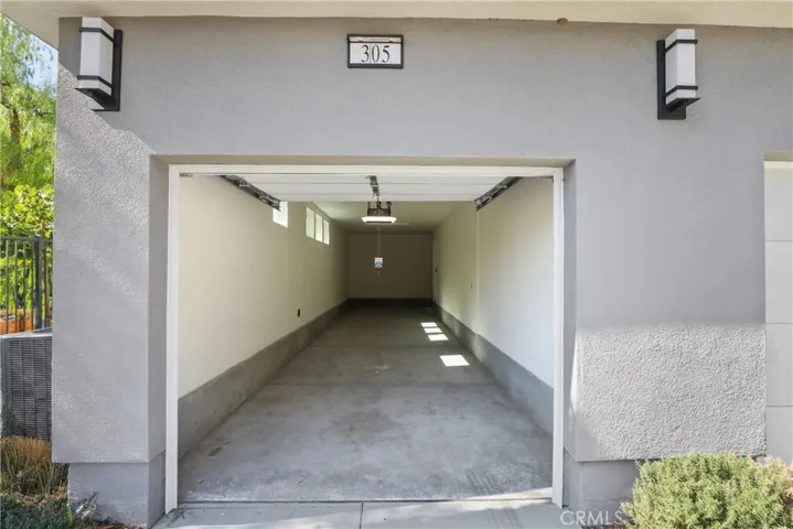 960 N Tangent Privado 305, Ontario, California 91764