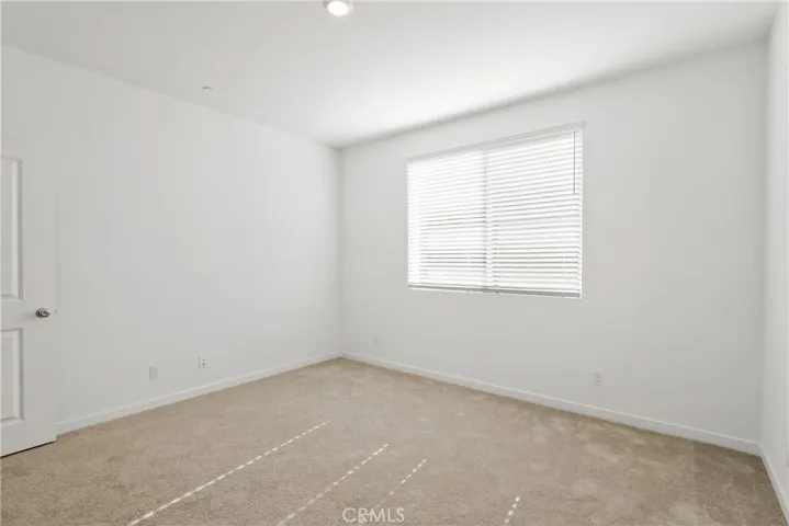 960 N Tangent Privado 305, Ontario, California 91764