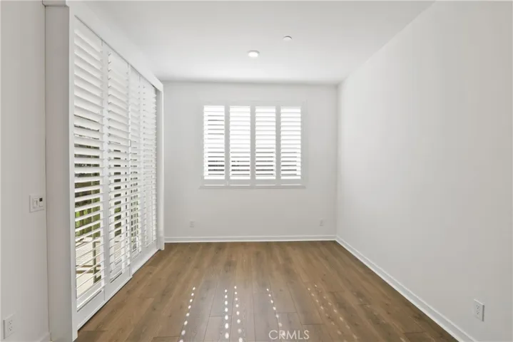 960 N Tangent Privado 305, Ontario, California 91764