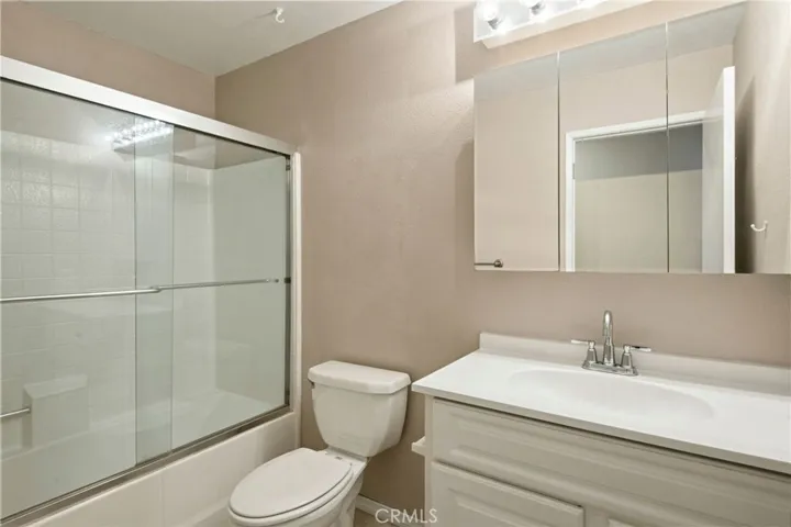 1093 Merced Way, Hemet, California 92545