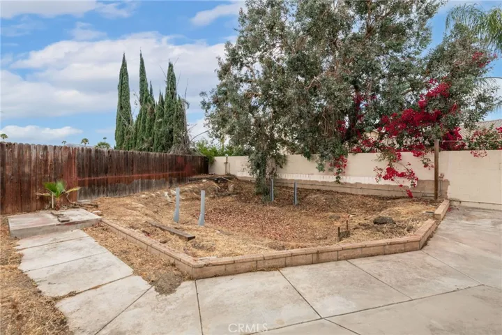 1093 Merced Way, Hemet, California 92545