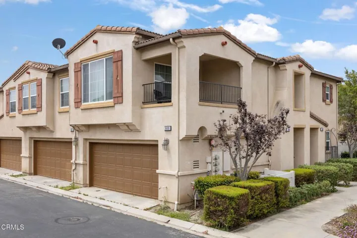 1-web-or-mls-3600JOLLY_7
