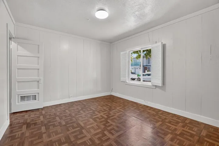 721 9th Street, Pacific Grove, California 93950