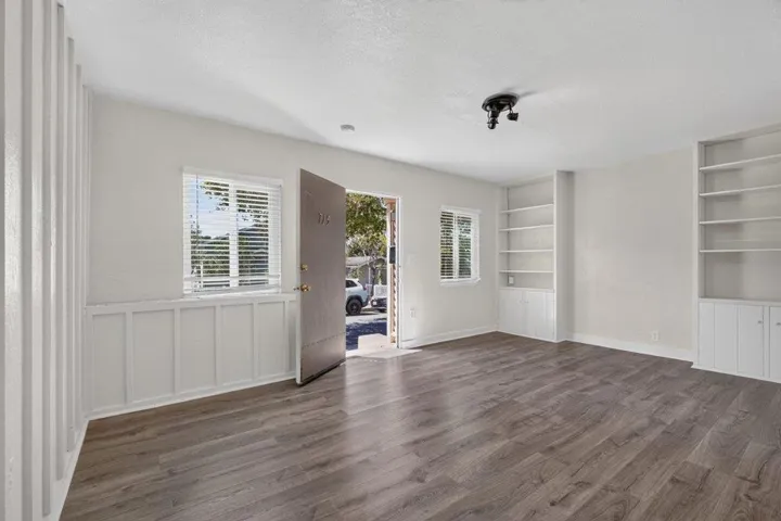 721 9th Street, Pacific Grove, California 93950
