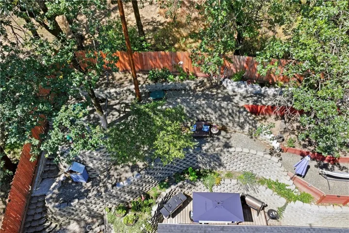 17337 Maple Shadows, Cobb, California 95461