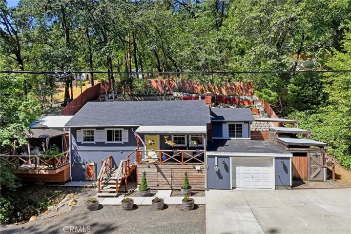 17337 Maple Shadows, Cobb, California 95461