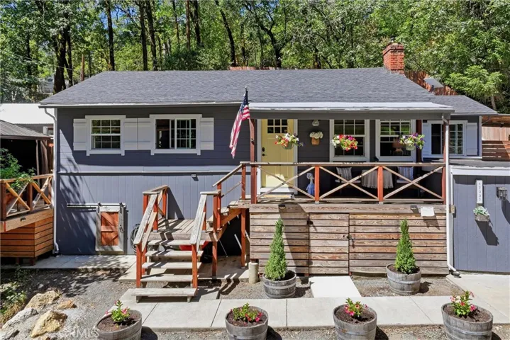17337 Maple Shadows, Cobb, California 95461