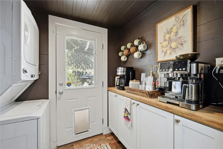 Mud room/laundry/coffee bar