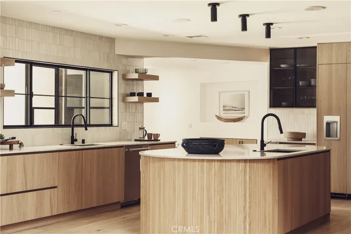 4195 Alonzo Ave, Encino, California 91316