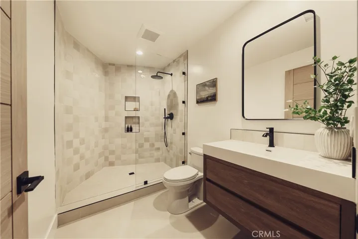 4195 Alonzo Ave, Encino, California 91316