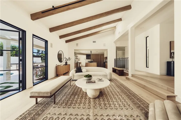 4195 Alonzo Ave, Encino, California 91316