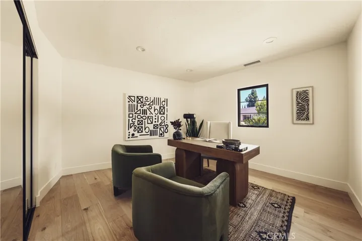 4195 Alonzo Ave, Encino, California 91316