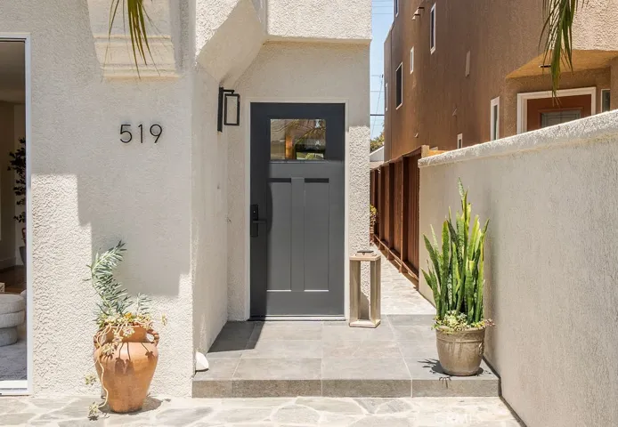 519 10th, Huntington Beach, California 92648