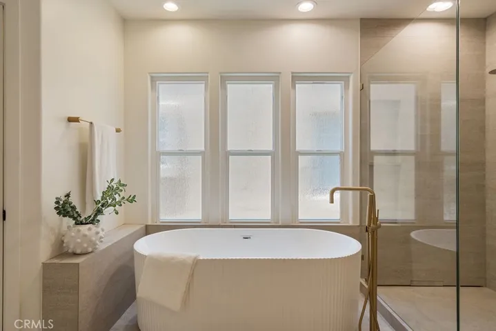 519 10th, Huntington Beach, California 92648