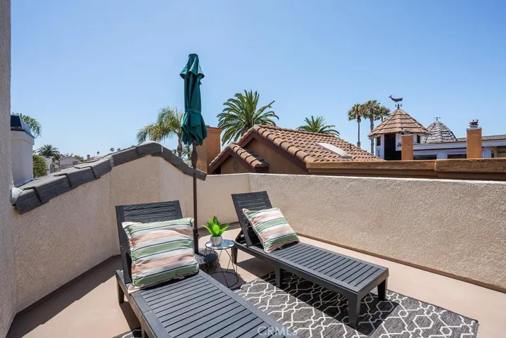Sun Deck on Third Level