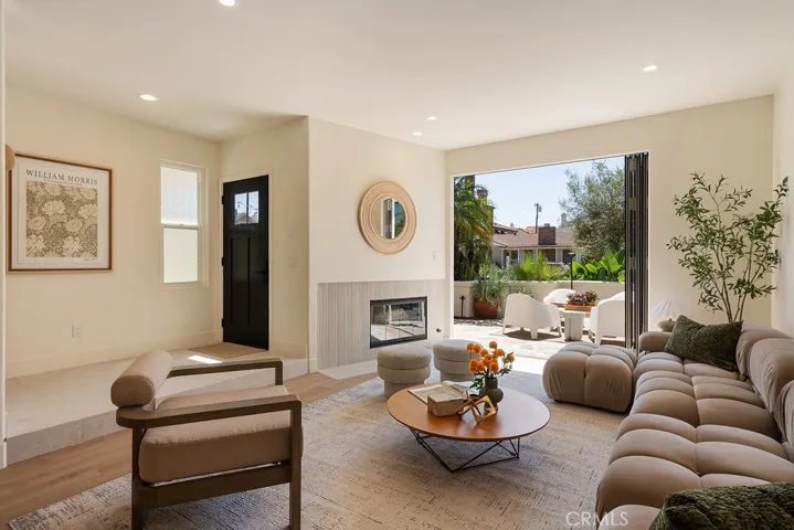519 10th, Huntington Beach, California 92648