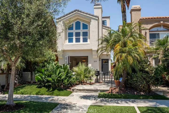 519 10th, Huntington Beach, California 92648