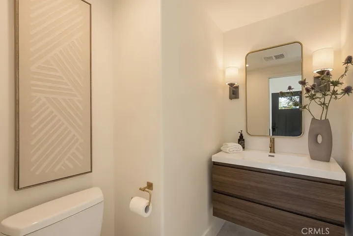 519 10th, Huntington Beach, California 92648