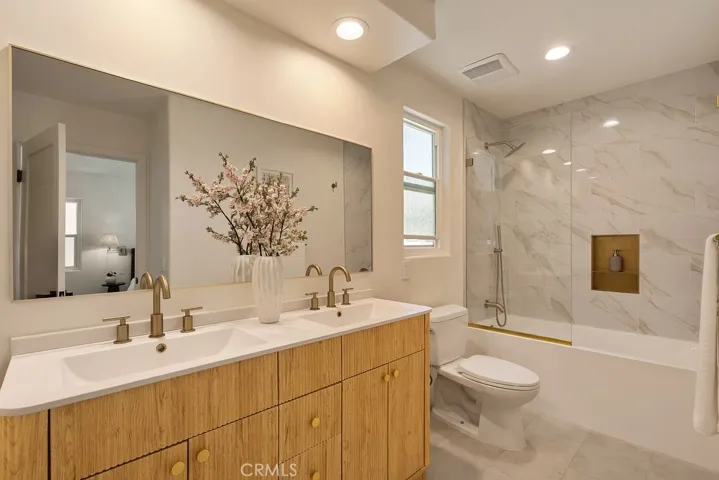 519 10th, Huntington Beach, California 92648
