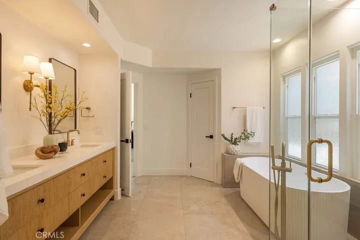 519 10th, Huntington Beach, California 92648