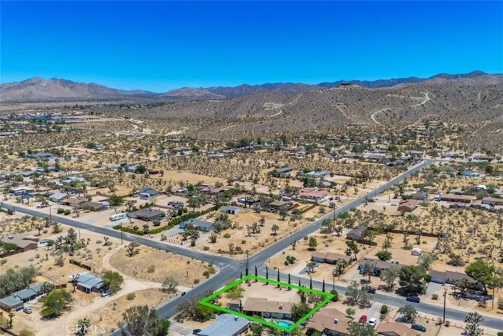57556 Pueblo, Yucca Valley, California 92284