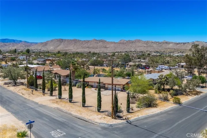 57556 Pueblo, Yucca Valley, California 92284