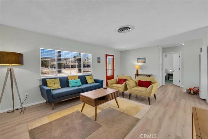 57556 Pueblo, Yucca Valley, California 92284