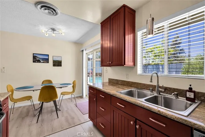 57556 Pueblo, Yucca Valley, California 92284