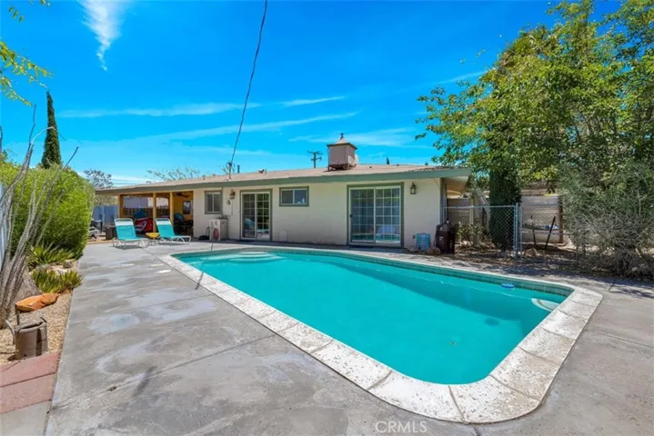 57556 Pueblo, Yucca Valley, California 92284