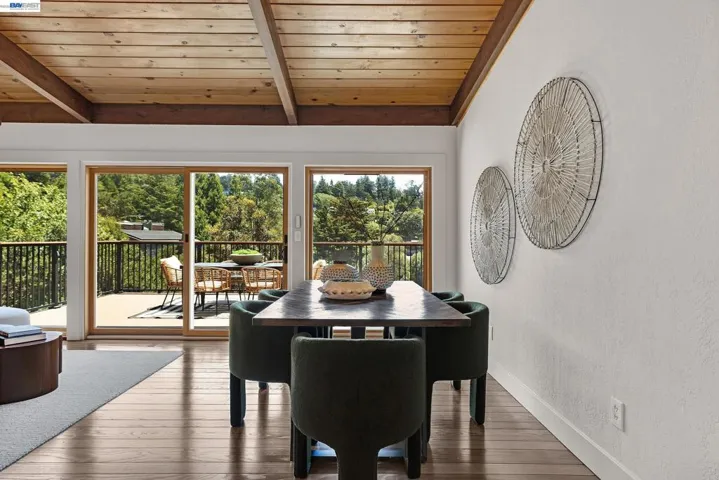 2245 Pelham Pl, Oakland, California 94611